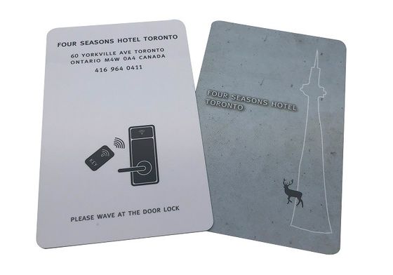 Cartes clés RFID imprimées sur mesure 13,56 MHz 0,84 mm Épaisseur Cartes clés de contrôle d'accès