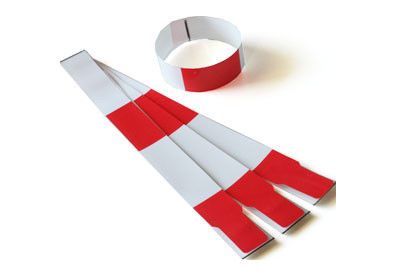Taille personnalisée Marquettes de chaussures en papier RFID 860MHZ-960MHZ Fréquence pour le système de chronométrage
