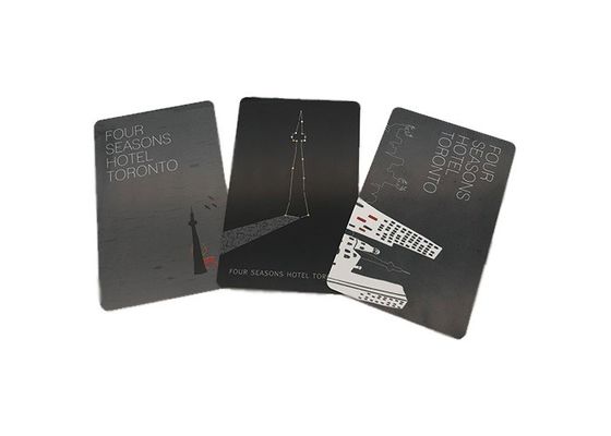Cartes clés RFID pour hôtels en plastique personnalisé Cartes d'identité vierges Portes d'accès 0,8 mm-0,9 mm d'épaisseur