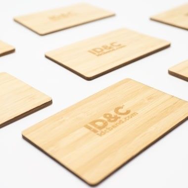 Carte à puce en bois de bambou clé d'affaires 125KHZ / 13.56MHZ pour le contrôle d'accès à l'hôtel