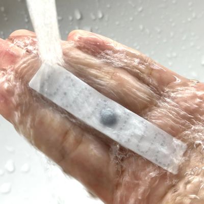 Étiquette RFID à chaud lavable avec identification à longue portée