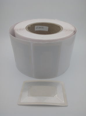 ISO14443A Marquages RFID Marquages papier 86x54 mm Marquages RFID de suivi