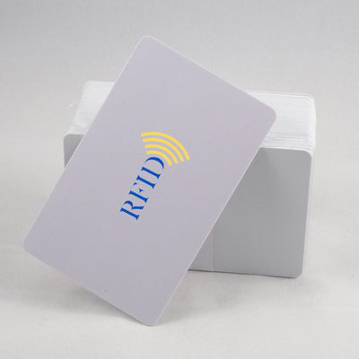 La carte à puce est une carte sans contact.