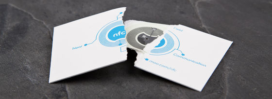 13.56MHz HF NFC Sticker Tag 35x35mm 50x50mm Pour la gestion de la chaîne d'approvisionnement