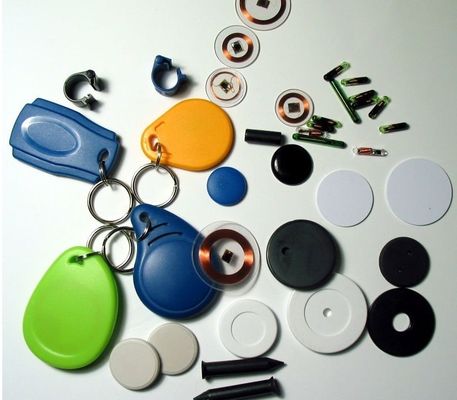 Étiquette de porte-clés RFID intelligente de couleur personnalisée Contrôle d'accès Étiquette de clé RFID ISO14443B