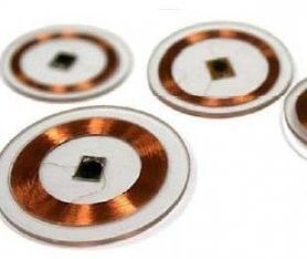 Étiquettes RFID programmables en PVC plastique contrôle d'accès 125KHz 13,56MHz 512 bits R/W